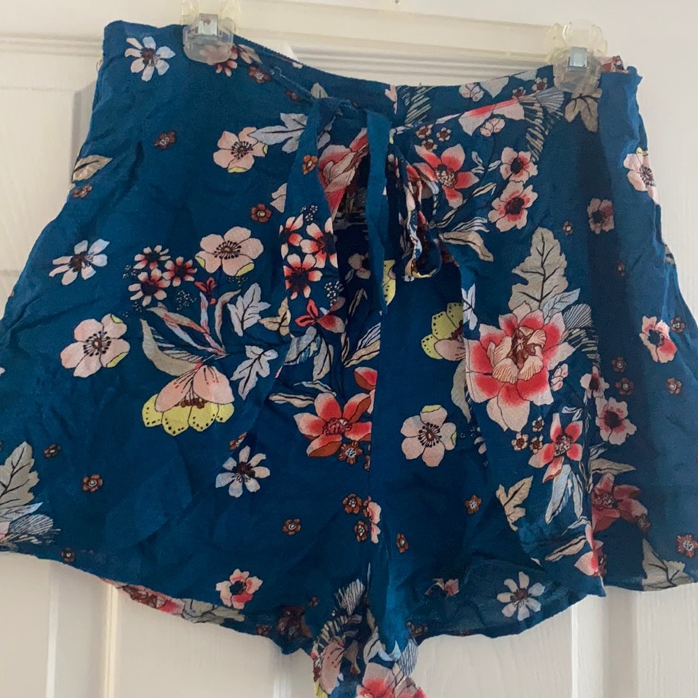 Takara flowey wrap skort